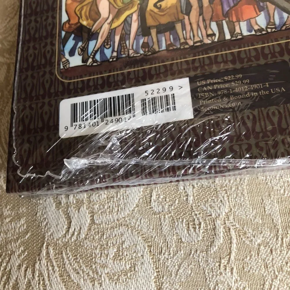 DC Comics WONDER WOMAN: THE‎ TRUE AMAZON Book